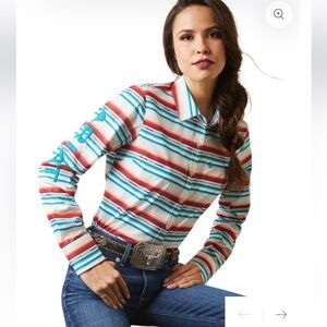 🛍️ Ariat Striped Multicolor Women's Top XL
